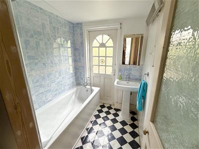Picture 8